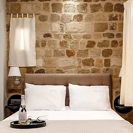 Chateau Anax Boutique