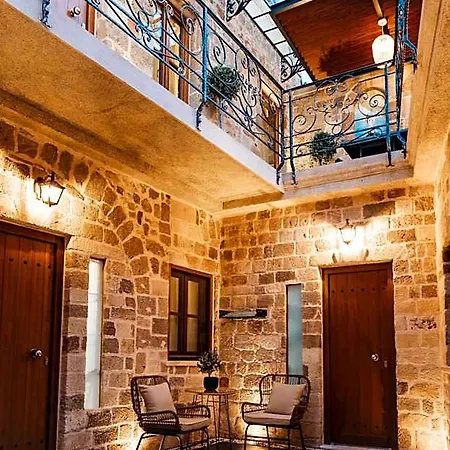 Chateau Anax Boutique