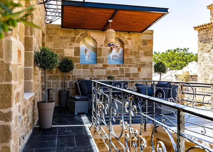 Chateau Anax Luxury Hotel